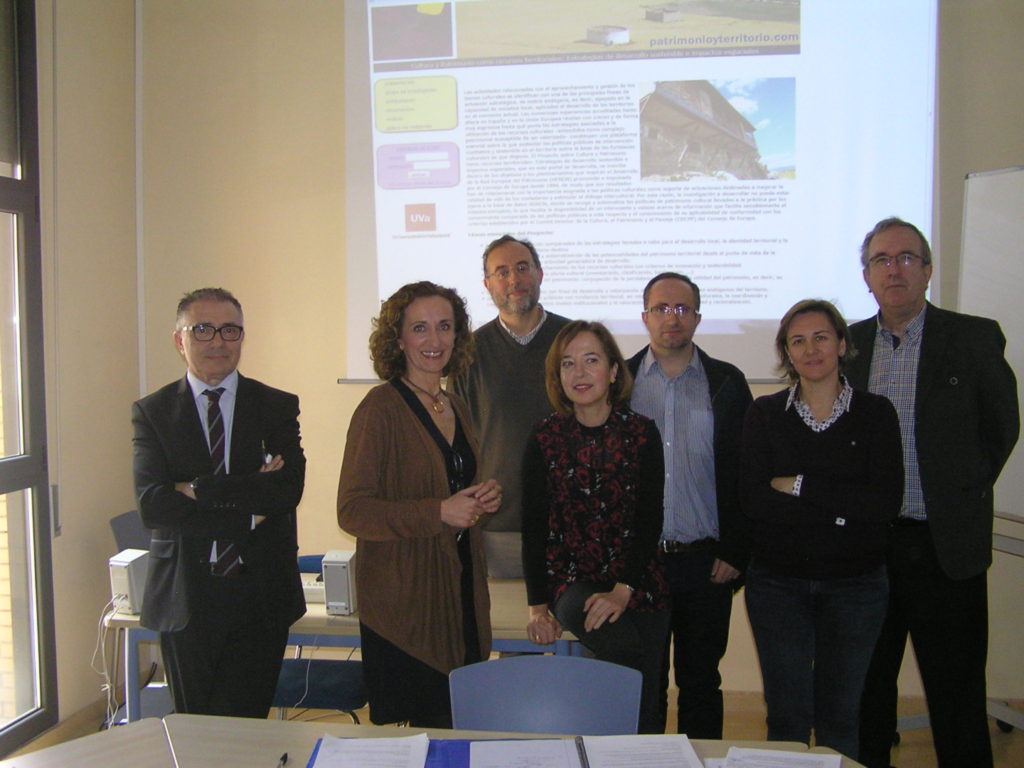 Reunión del Equipo de Investigación del Proyecto el viernes 13-03-2015